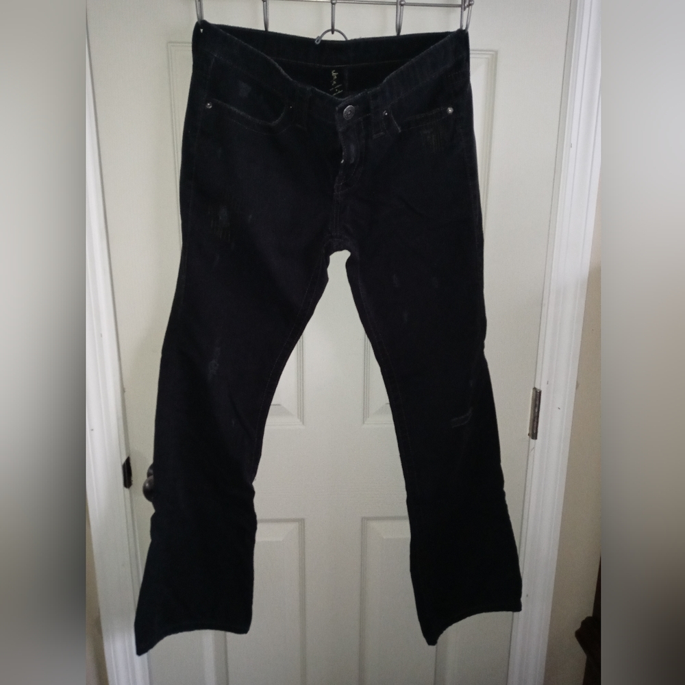London Jeans. Semi-distressed look. Excellent condition.
